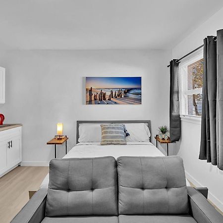 Young Circle & Hollywood Blvd Posh Studio Suite Dış mekan fotoğraf