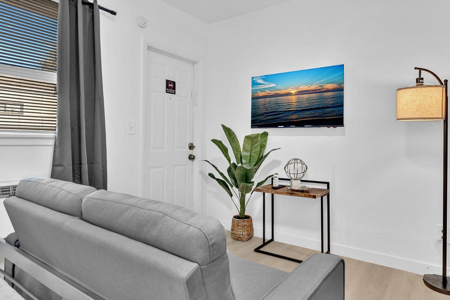 Young Circle & Hollywood Blvd Posh Studio Suite Dış mekan fotoğraf