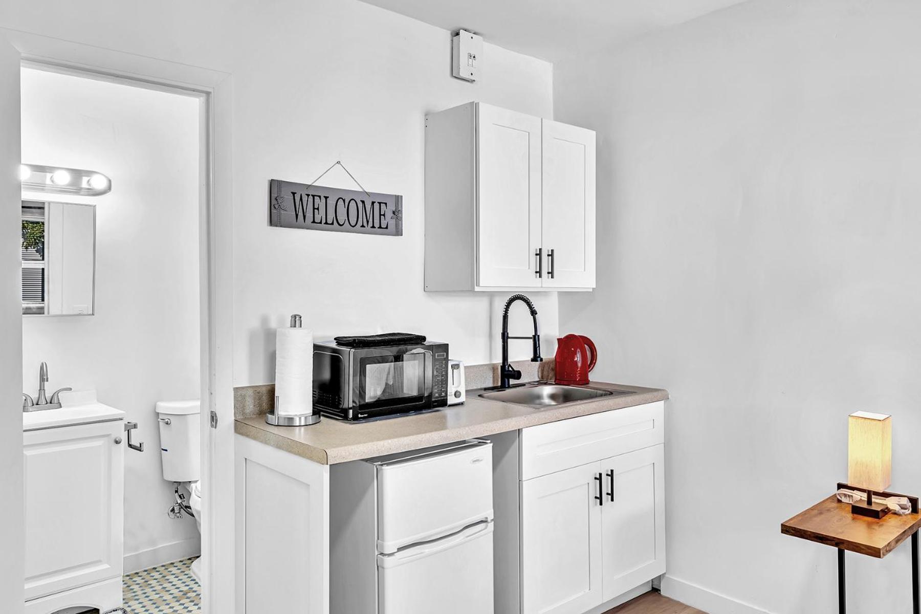 Young Circle & Hollywood Blvd Posh Studio Suite Dış mekan fotoğraf